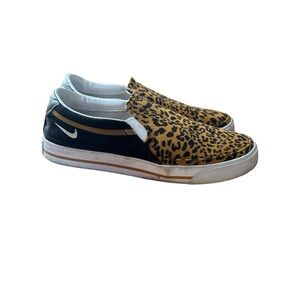 Nike court legacy
